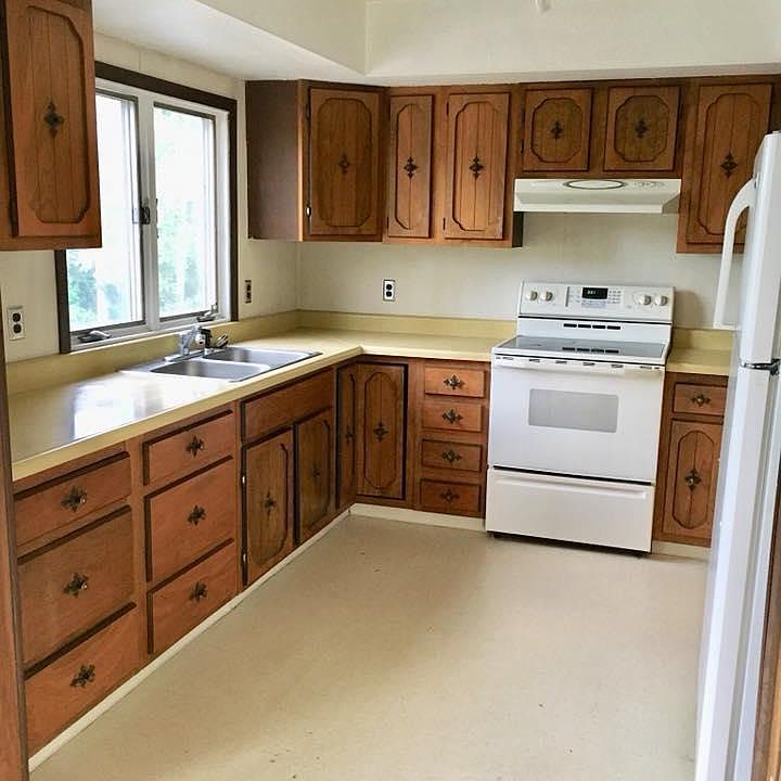 1st image of 1463 Davison St APT 2