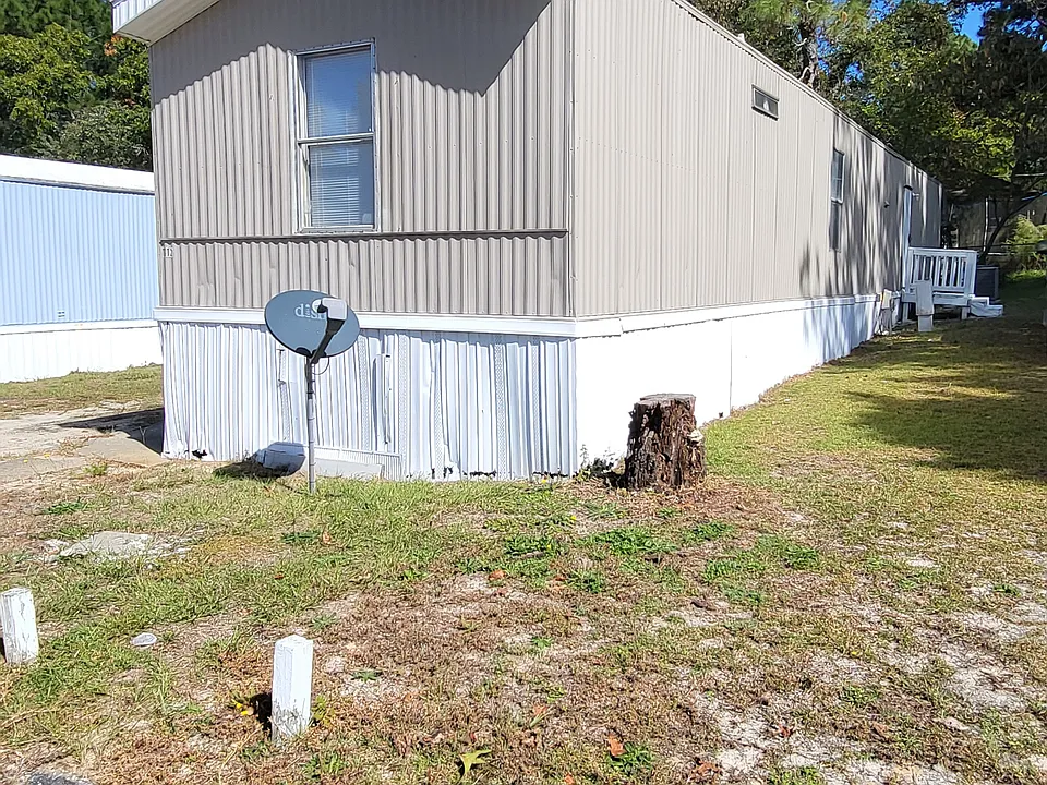 1112 Armadillo Dr