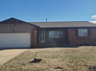 1613 Field Dr, Enid, OK 73703