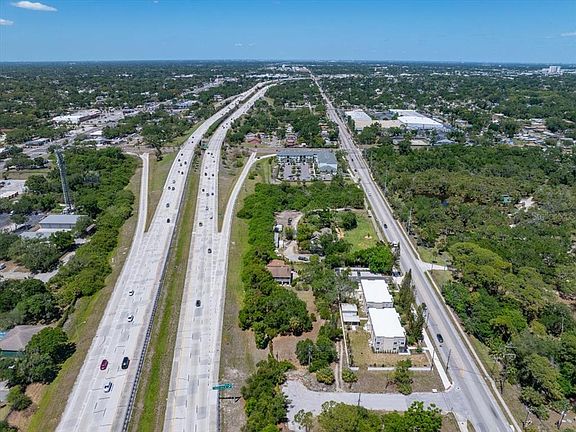 4th image of 30TH AVENUE S