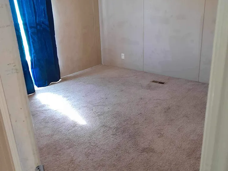 410 Coryell City Rd — Photo 2