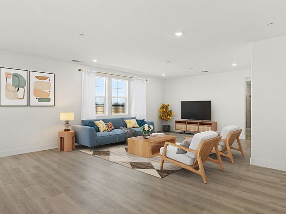 4th image of 1441 N Drago Way