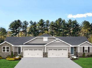 5808 Walden Springs Dr, Fairfield, OH 45011