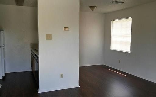 4th image of 217 Pine Meadow Dr APT B