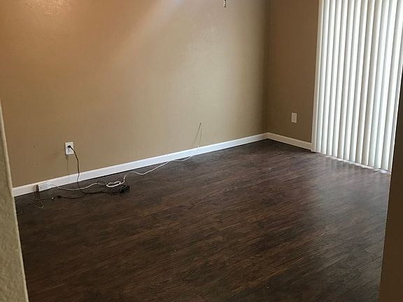 5th image of 5033 Lion Gate Way