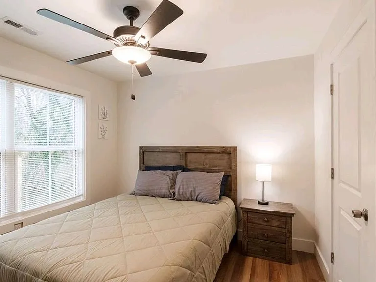 305 West Ave — Photo 12