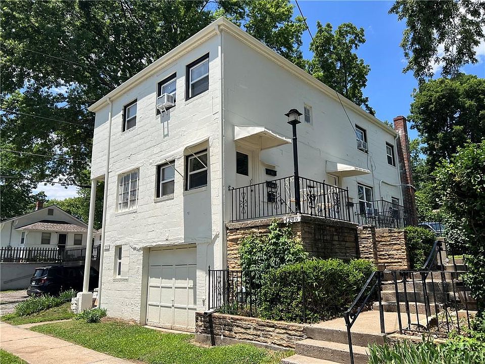 1st image of 1208 W White Oak St