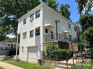 1208 W White Oak St, Independence, MO 64050