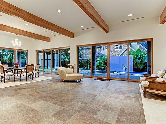 4th image of 5668 Lynbrook Dr