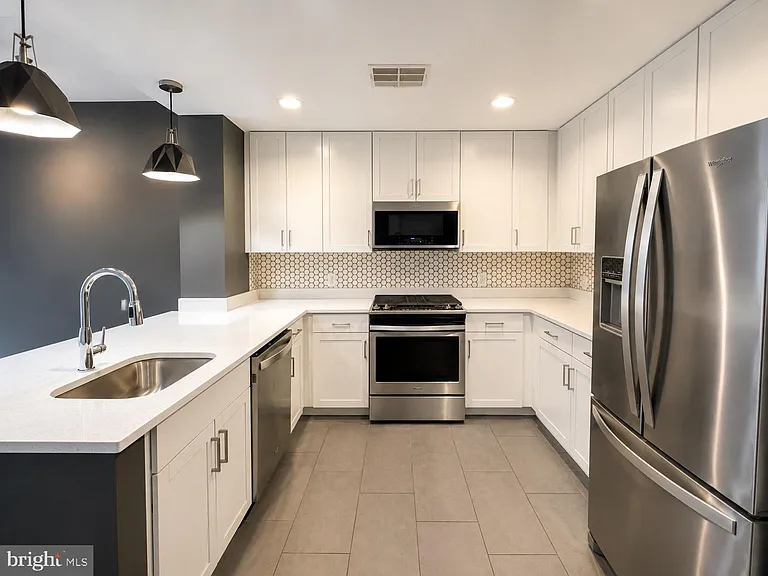 50 Florida Ave NE #110 — Photo 8