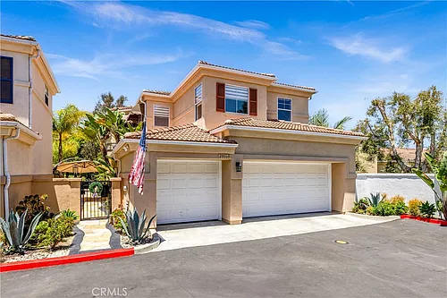 28060 Paseo Hacienda Photo 1