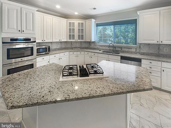 2nd image of 17957 Swans Creek Ln