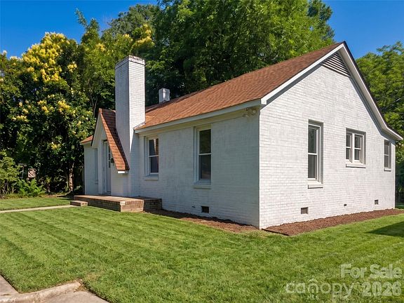 3rd image of 515 Copel St