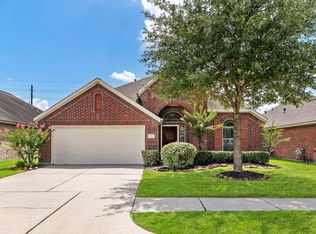 28519 Lockeridge View Dr, Spring, TX 77386