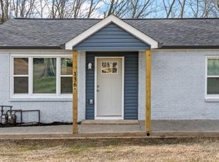 136 W Rossview Rd APT A, Clarksville, TN 37040