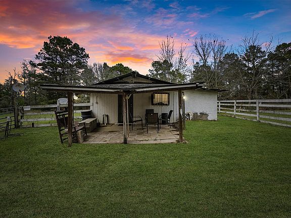 2nd image of 5589 Private Road 1580