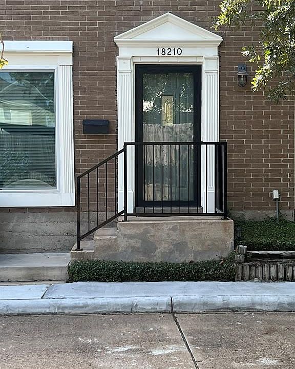 1st image of 18210 Heritage Ln #8210