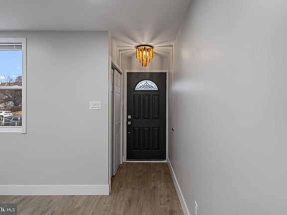 4th image of 8546 Forrest Ave