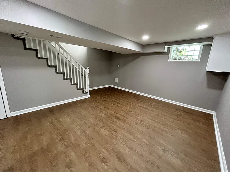 7850 Eastdale Rd — Photo 50