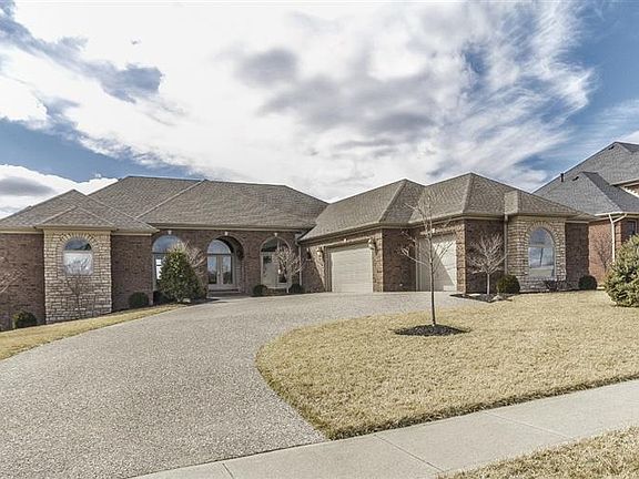 2nd image of 149 Freybrook Dr