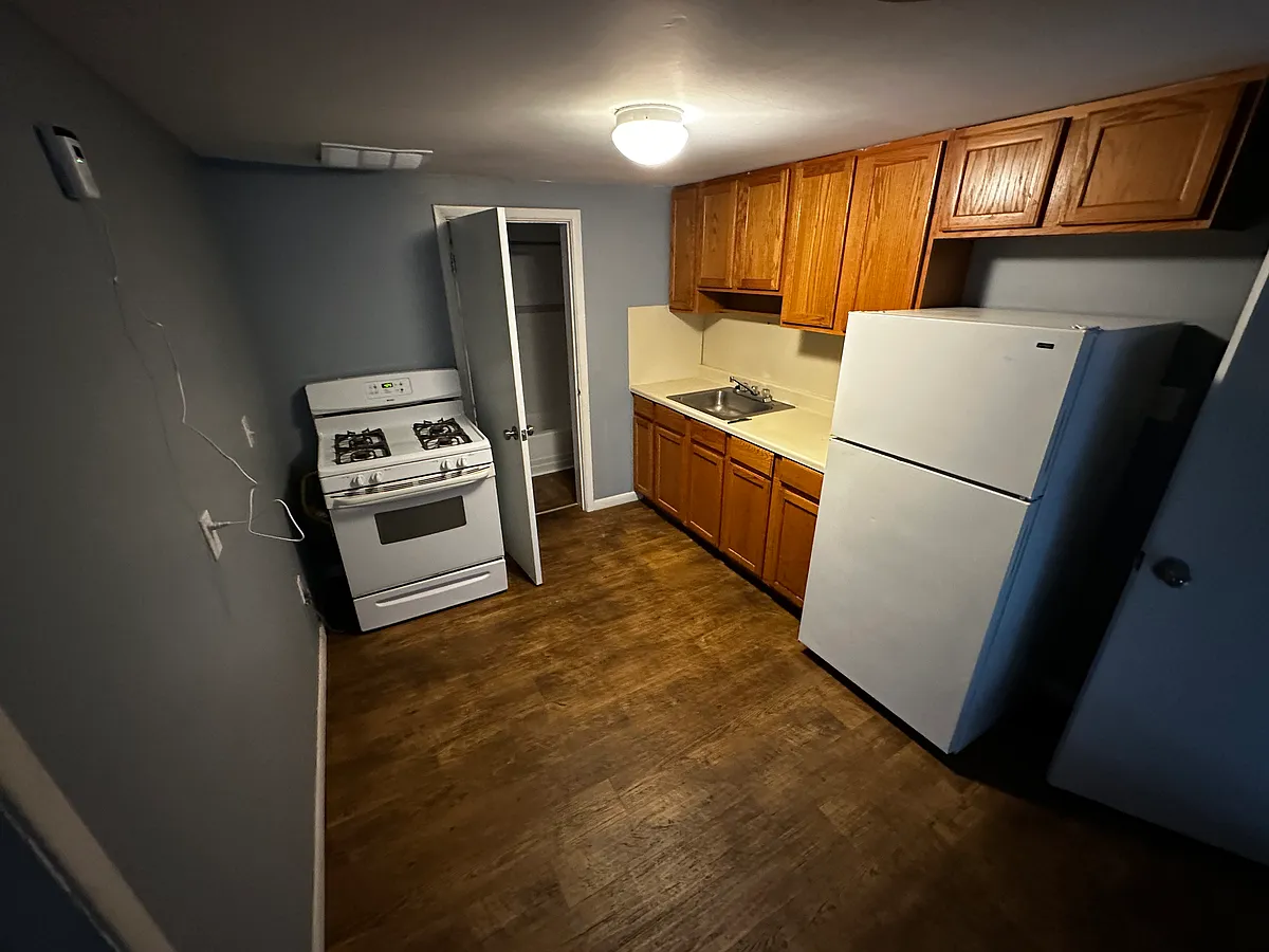 Building Photo - 6 Catawba Ave #9A