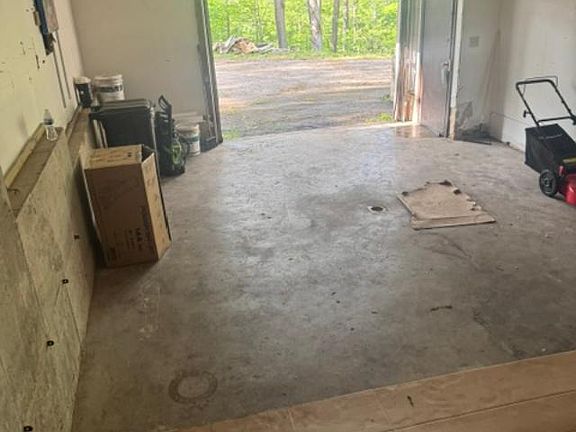 5th image of 900 Wallace St #1