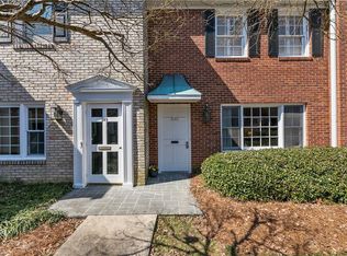 330 Hanover Arms Ct, Winston Salem, NC 27104