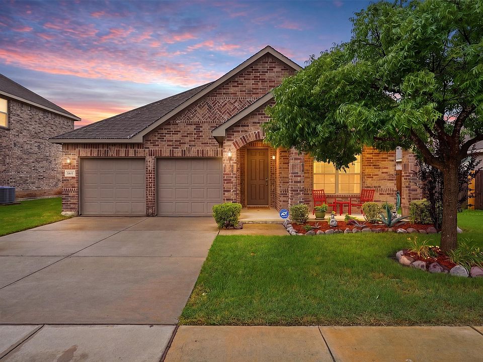 1st image of 4241 Glen Abbey Dr