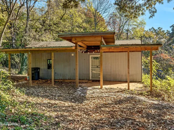 814 Beaman Lake Rd, Knoxville, TN 37914