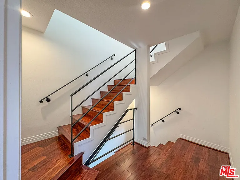 1733 Malcolm Ave #7 — Photo 6