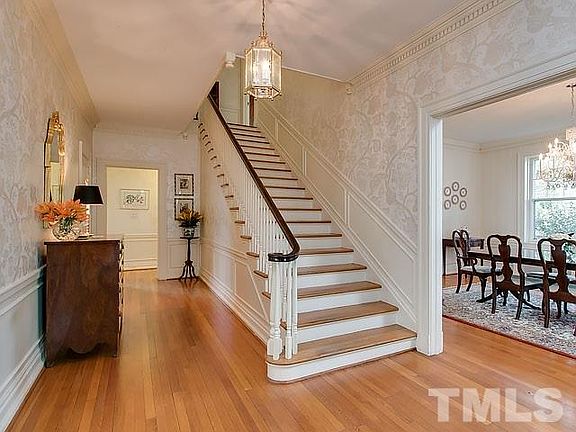 4th image of 1524 Hermitage Ct