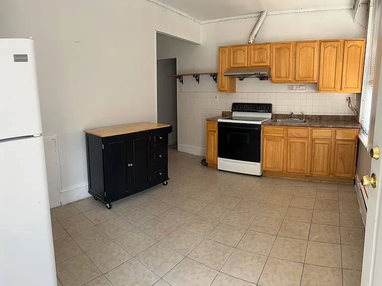 Kitchen cabinets