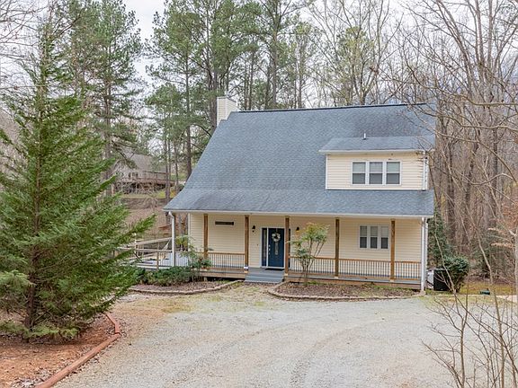 3rd image of 698 Saint Tammany Dr