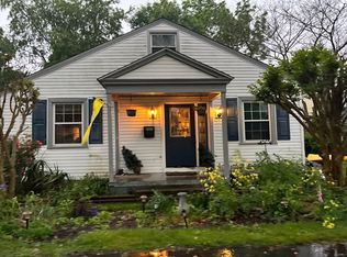 806 9th St, Radford, VA 24141