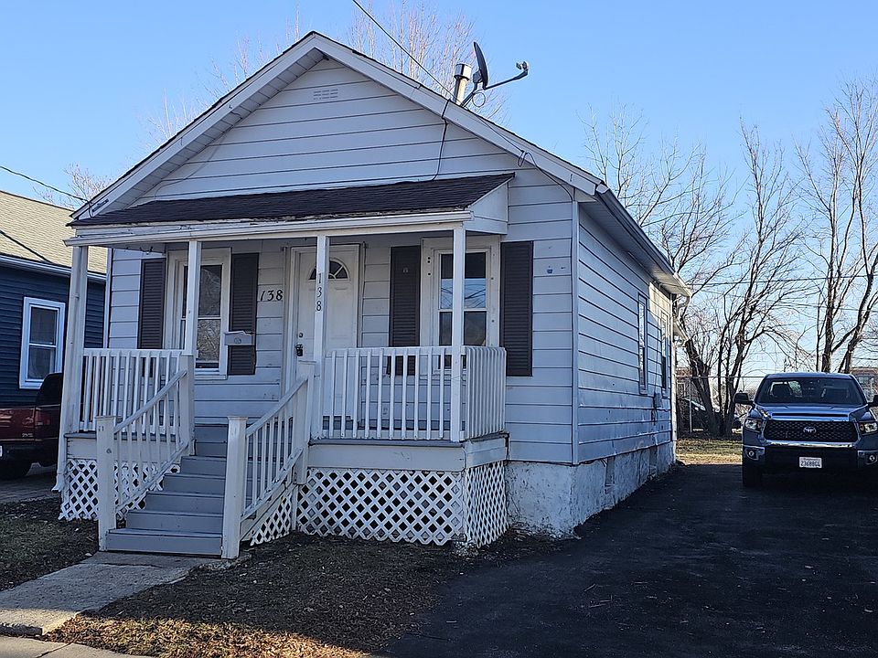 1st image of 138 N Woodlawn Ave