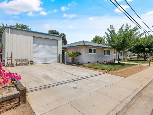 396 E Lakeview Avenue, Woodlake, CA 93286