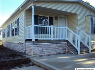 315 Kenwood Ct, Whiting, NJ 08759