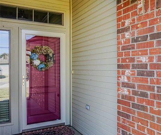 3rd image of 11076 Westhaven Cir