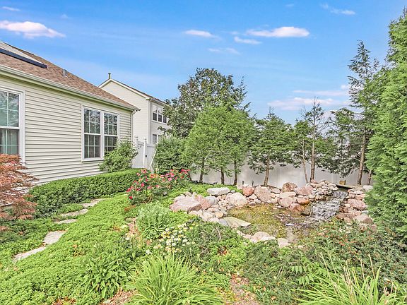 5th image of 1715 Wintercrest Ct