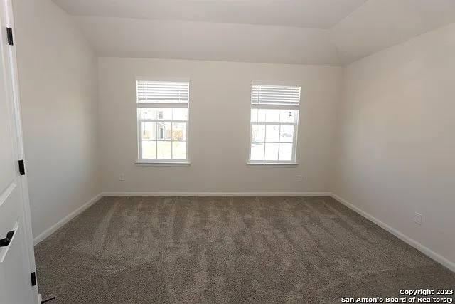 2203 Lynwood Bnd #101 — Photo 13