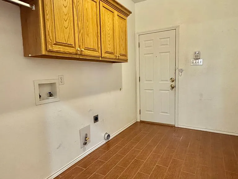 1 Southridge Dr — Photo 23