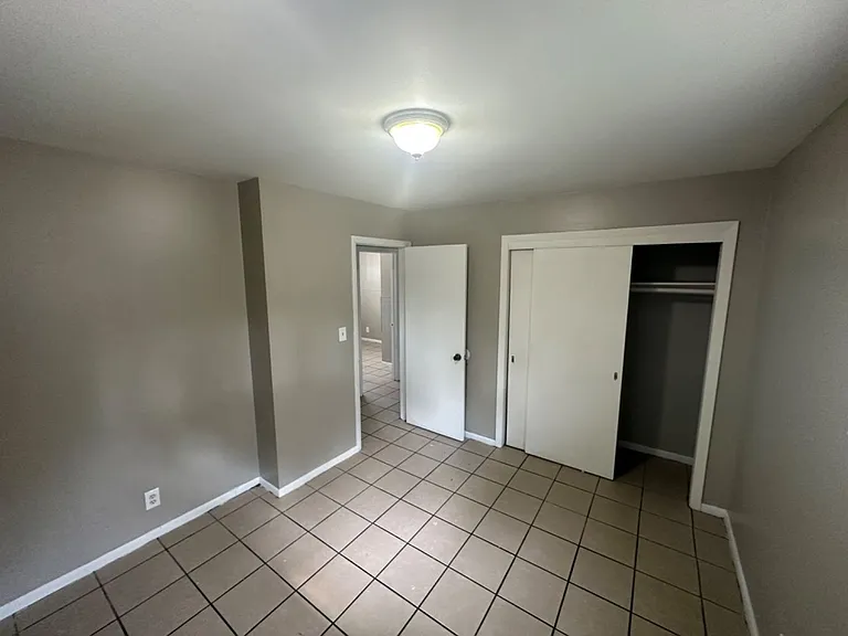 4759 - 4761 N 46th Street - Duplex — Photo 7