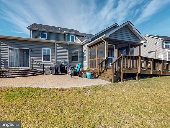 2nd image of 45395 Havenridge St
