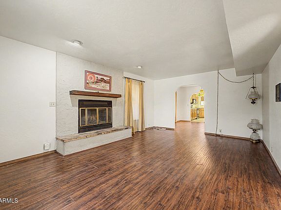 5th image of 8230 E MCDOWELL Road