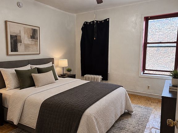 3rd image of 780 Beck St APT 3A