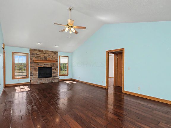 5th image of 855 Bowers Rd