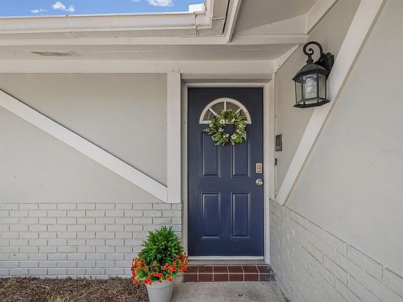 3rd image of 9414 Ledgestone Ln