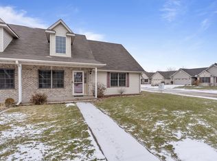 454 Celeste Cir, Blue Grass, IA