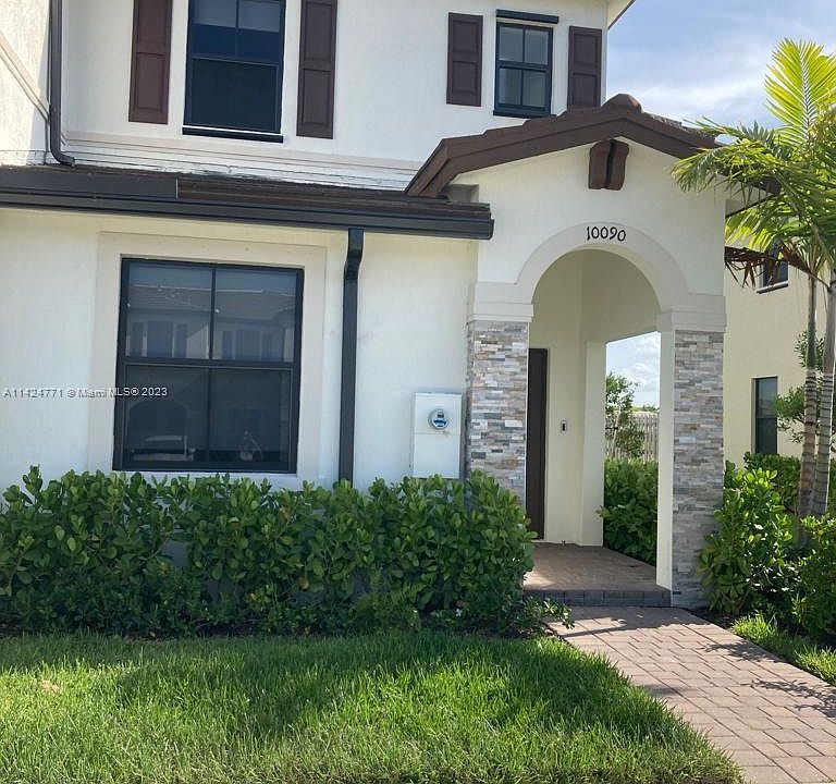 1st image of 10090 SW 228th Ter
