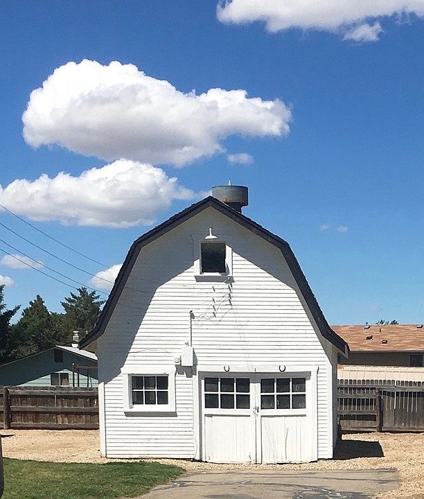 1st image of 2413 Lincoln St